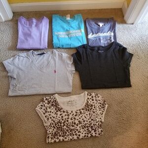 Petite tee shirts